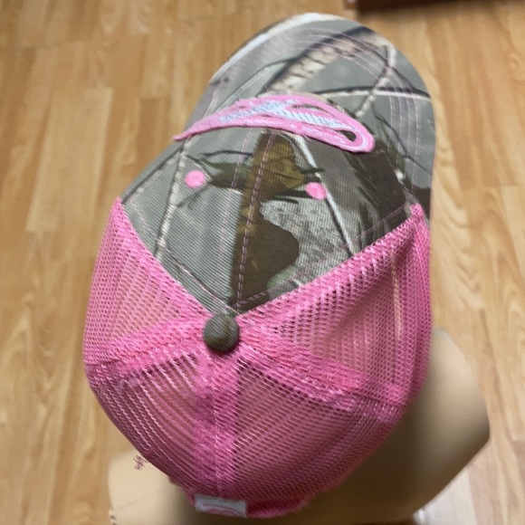 Infinity Headwear Front 50% Cotton 50% Polyester. Back 100% Polyester OS FM. - Picture 3 of 11